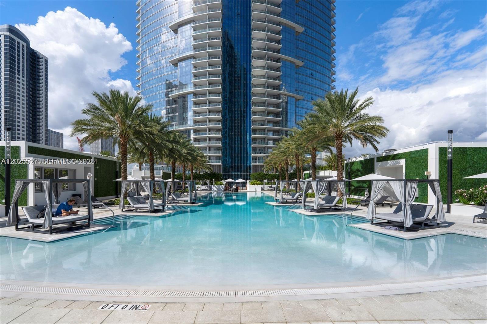 851 NE 1st Ave #3909, Miami FL 33132