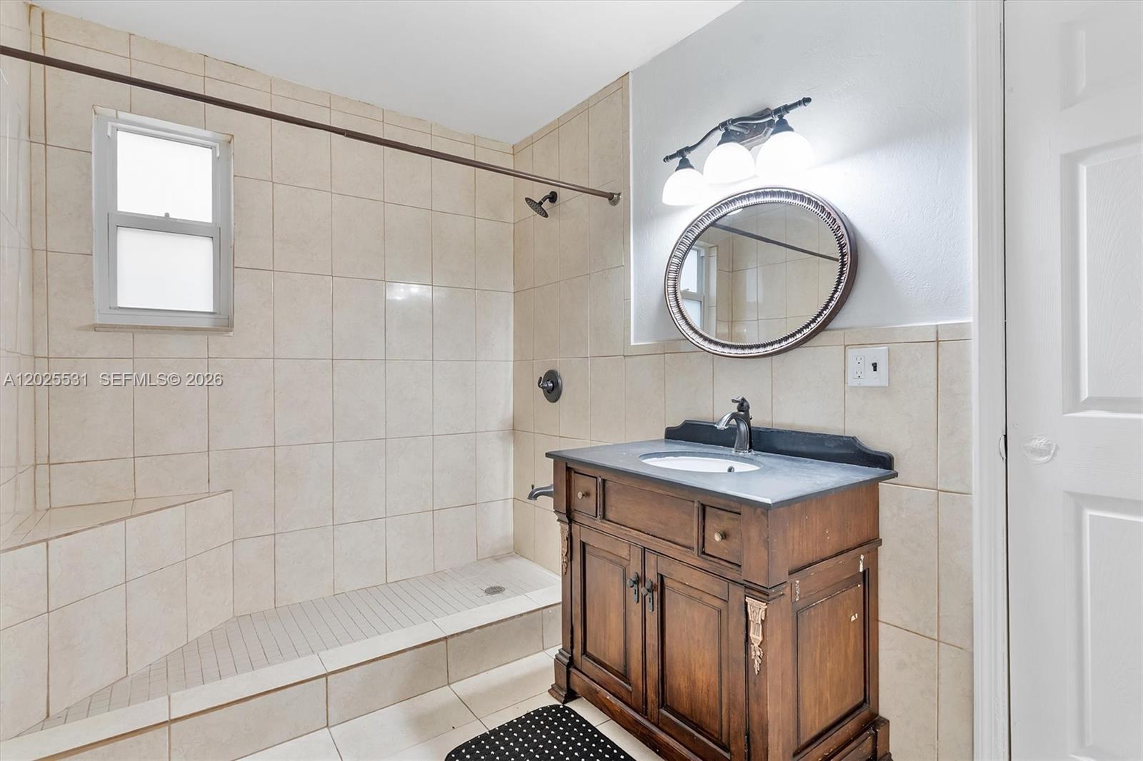 3951 SW 2nd #3951, Miami FL 33134