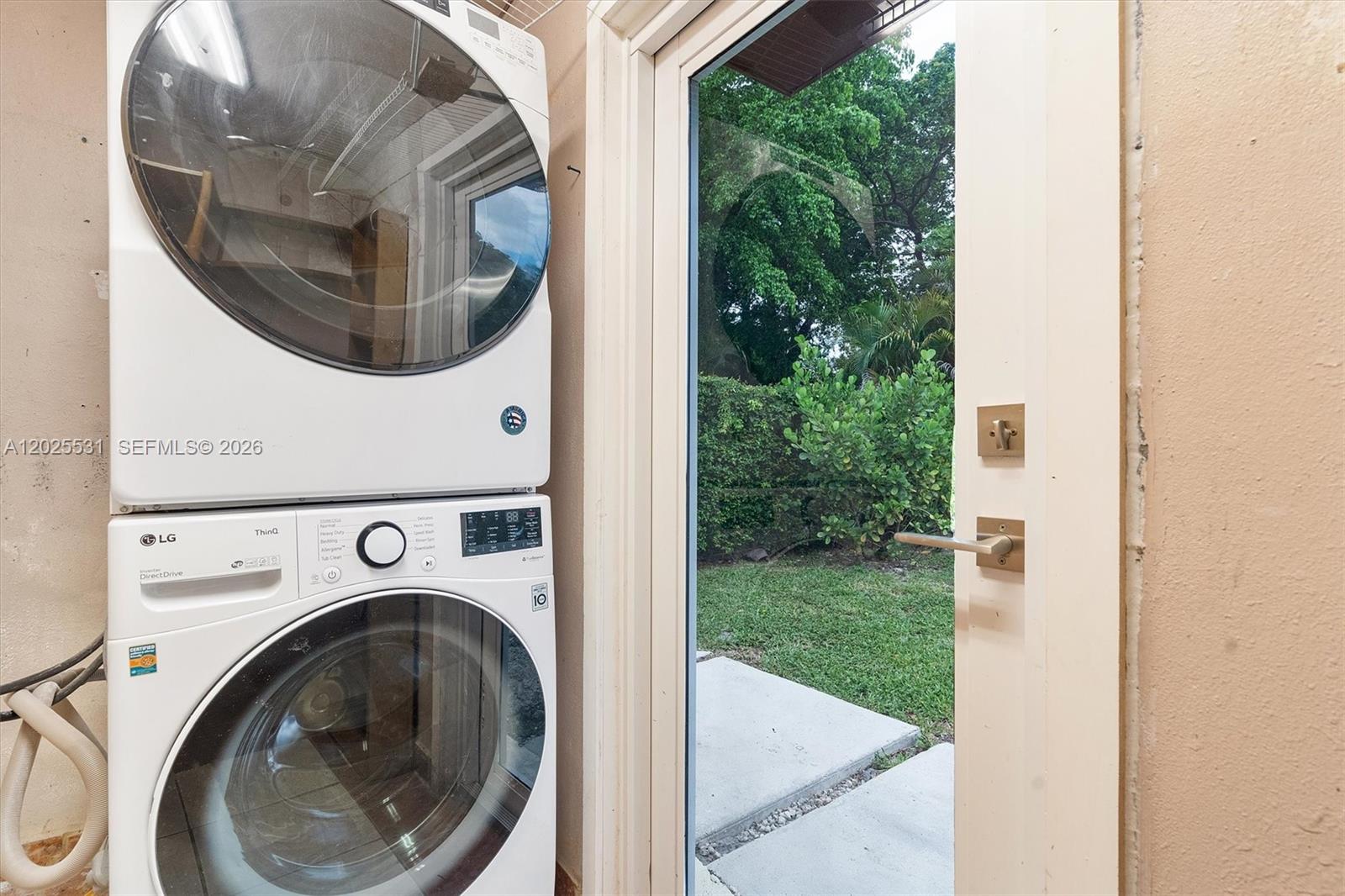 3951 SW 2nd #3951, Miami FL 33134