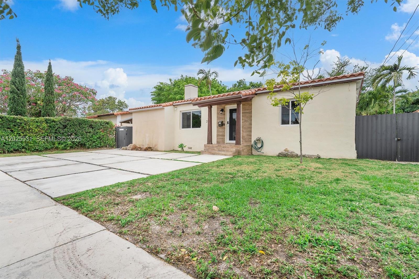 3951 SW 2nd #3951, Miami FL 33134