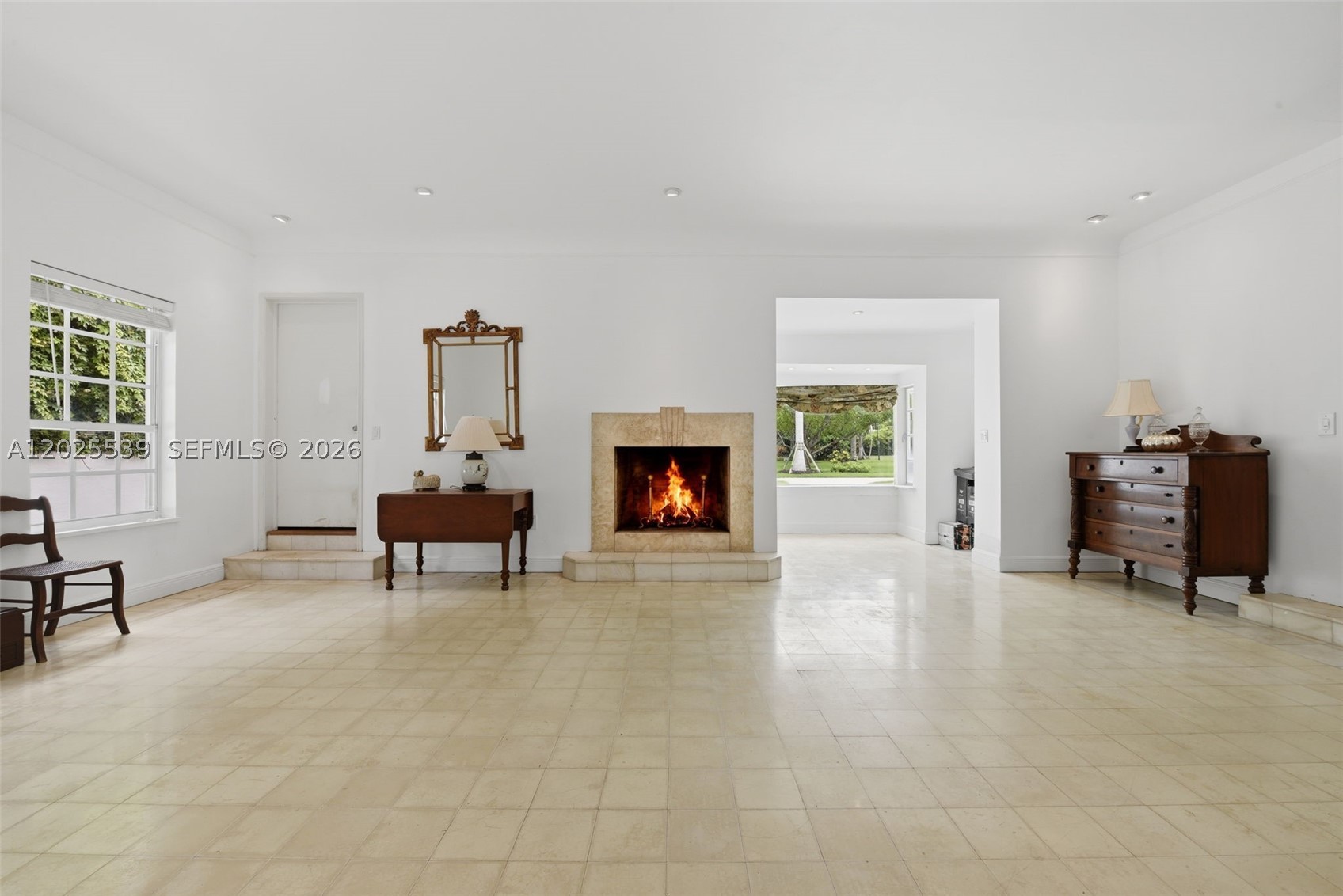 2535 Sunset Dr, Miami Beach FL 33140