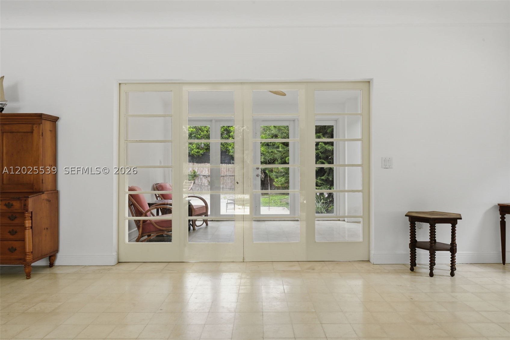 2535 Sunset Dr, Miami Beach FL 33140