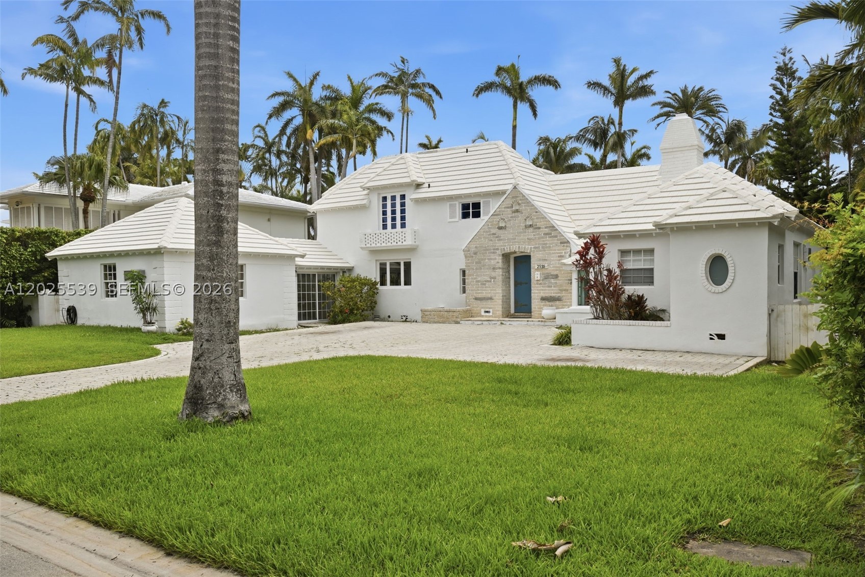 2535 Sunset Dr, Miami Beach FL 33140