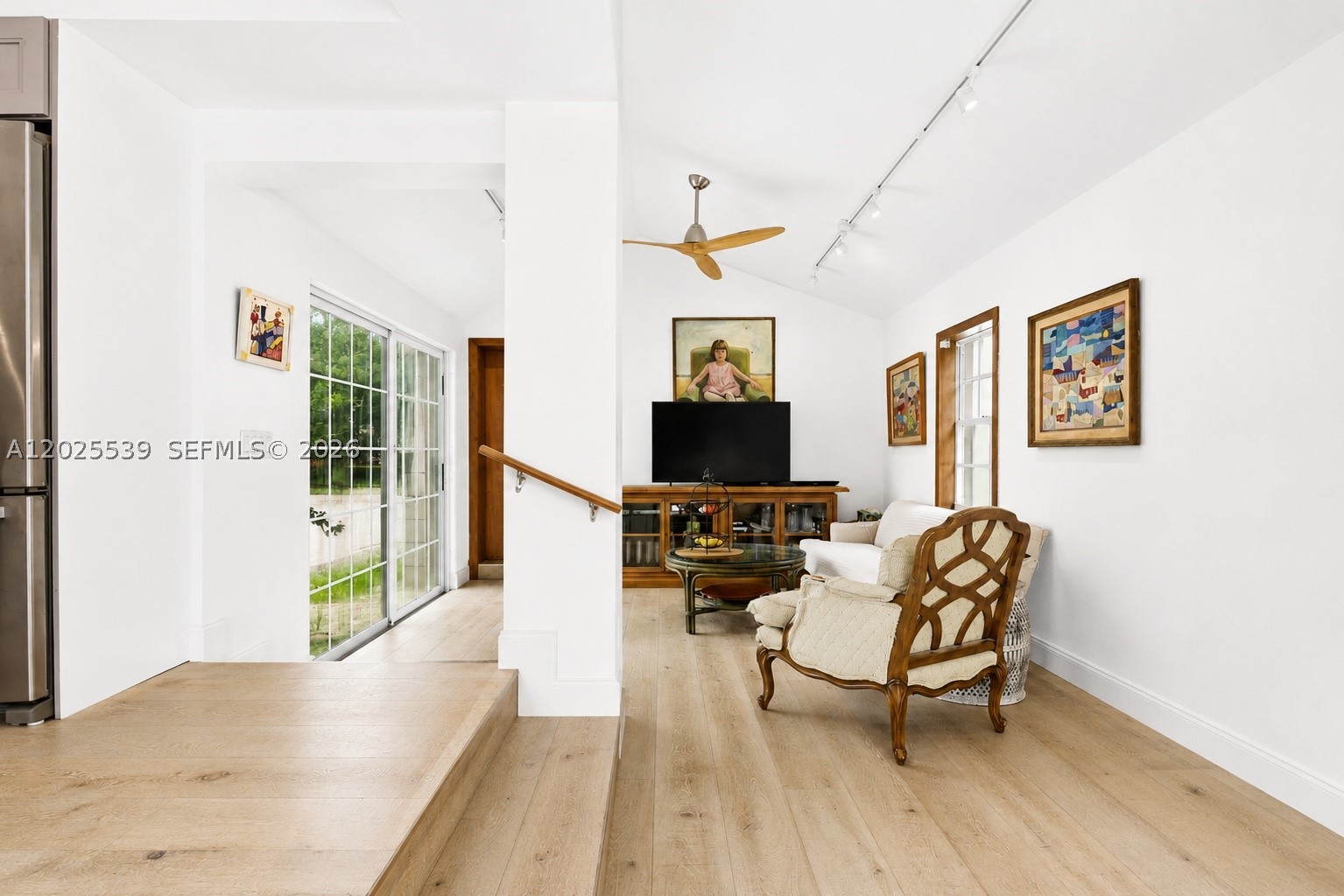 2535 Sunset Dr, Miami Beach FL 33140