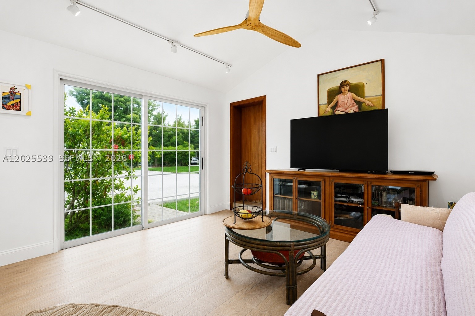 2535 Sunset Dr, Miami Beach FL 33140