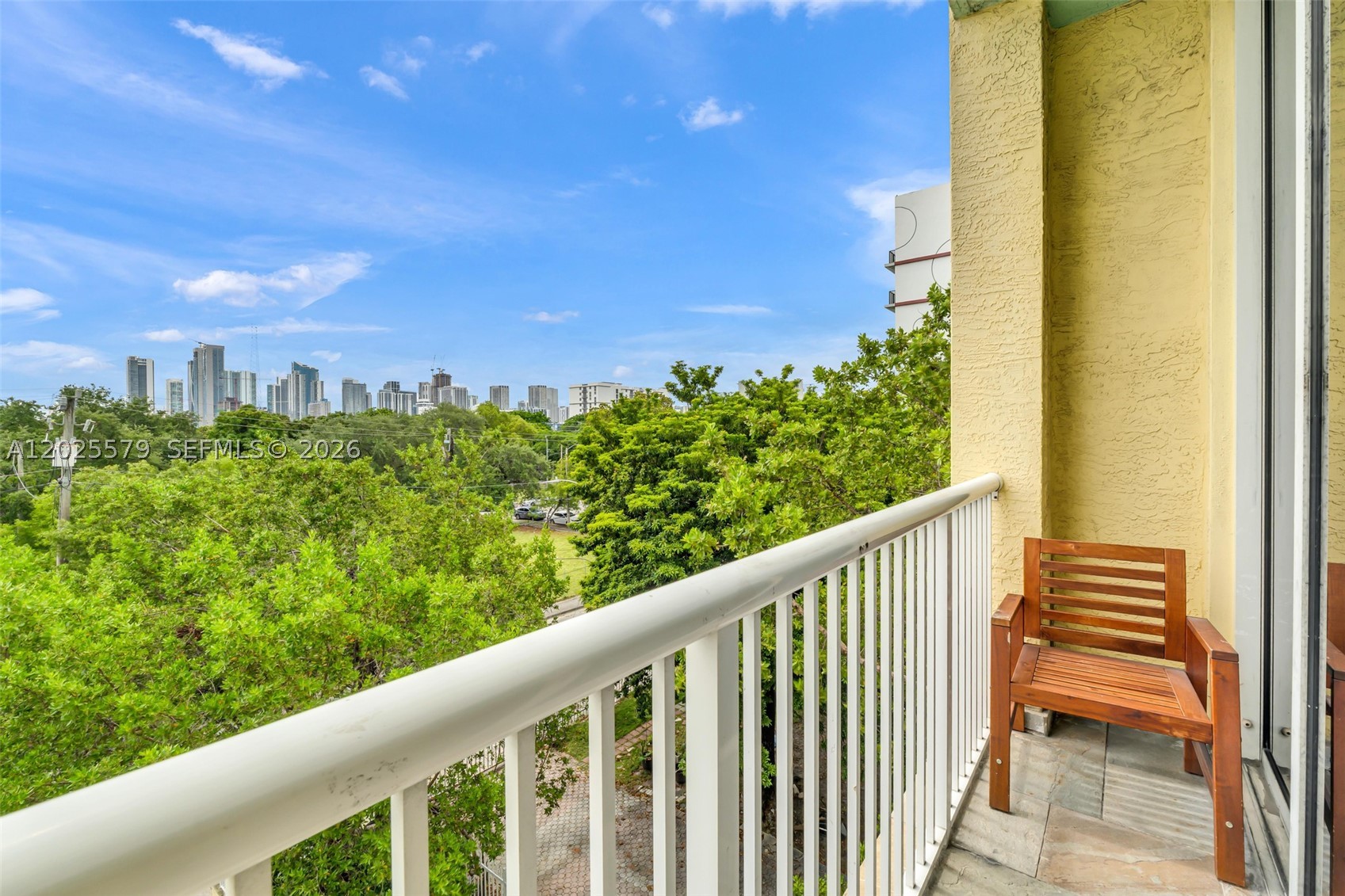 1350 NW 8th Ct #207, Miami FL 33136