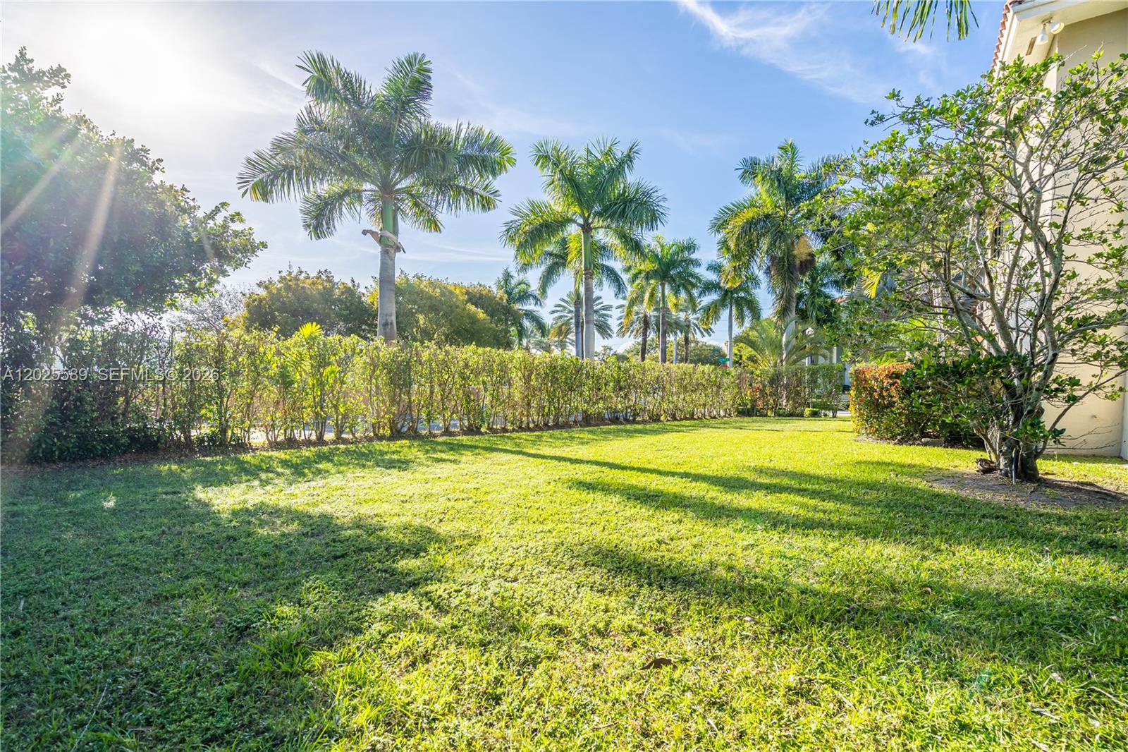 19529 SW 80th Ct, Cutler Bay FL 33157