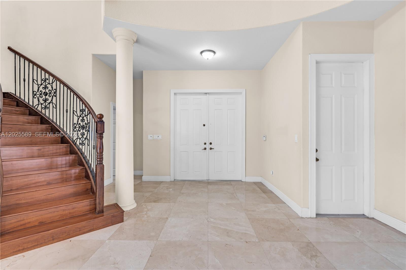 19529 SW 80th Ct, Cutler Bay FL 33157