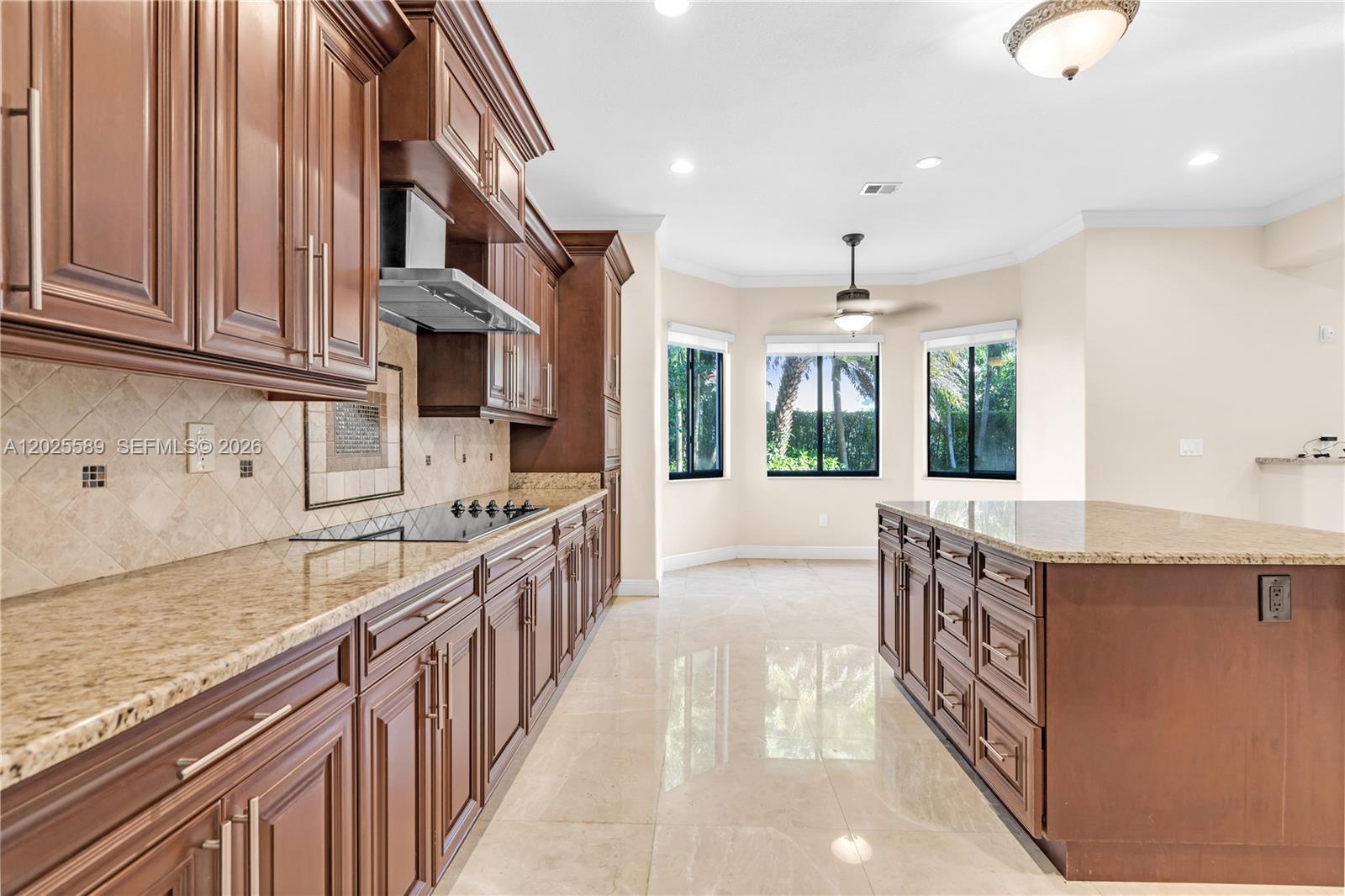 19529 SW 80th Ct, Cutler Bay FL 33157