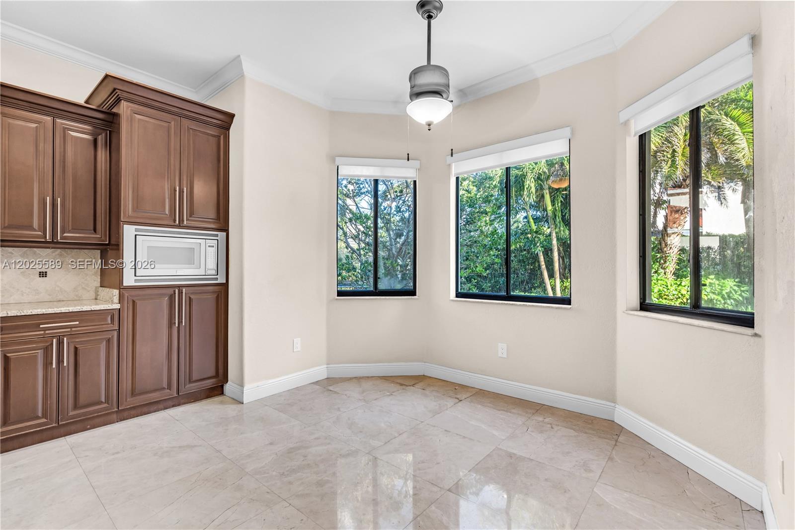 19529 SW 80th Ct, Cutler Bay FL 33157
