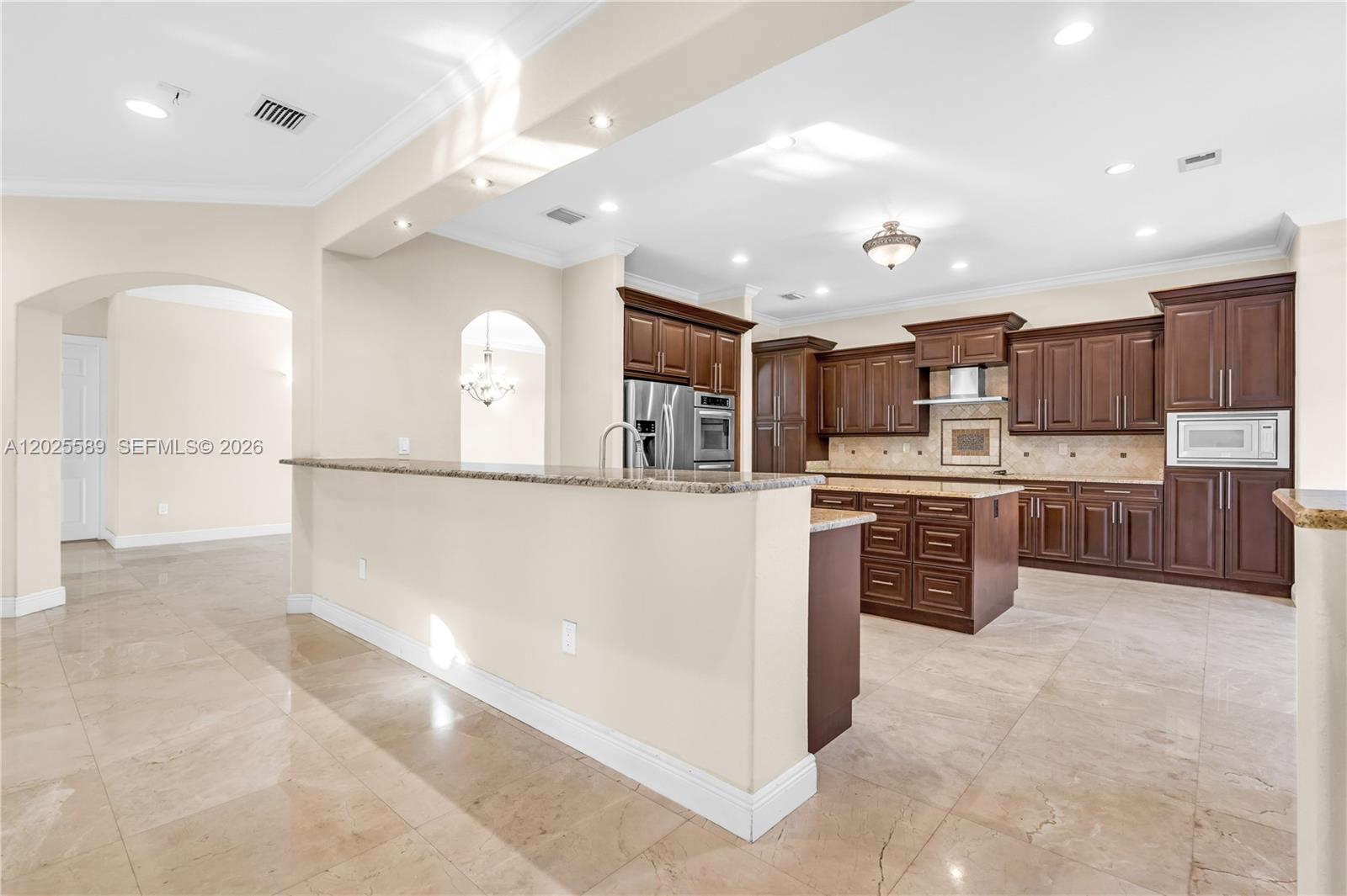 19529 SW 80th Ct, Cutler Bay FL 33157