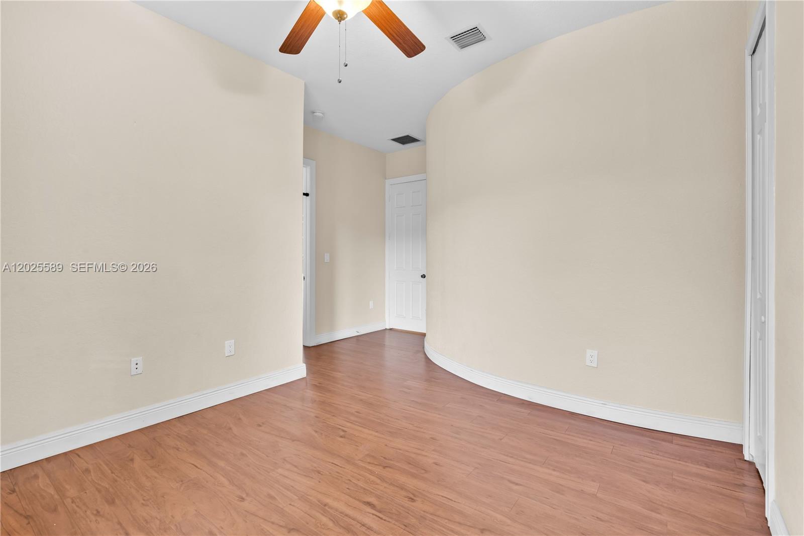 19529 SW 80th Ct, Cutler Bay FL 33157