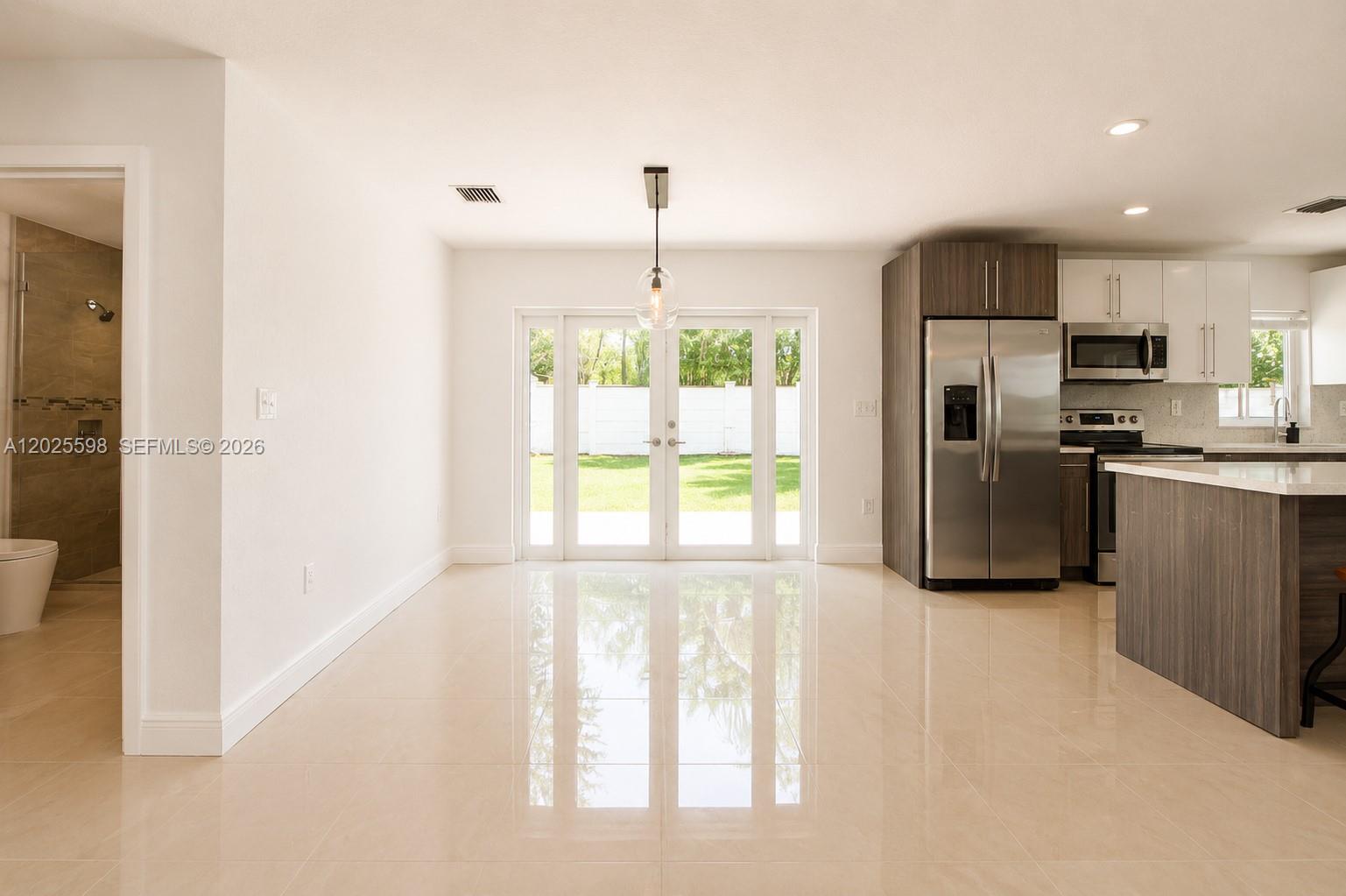9421 SW 150th St, Miami FL 33176
