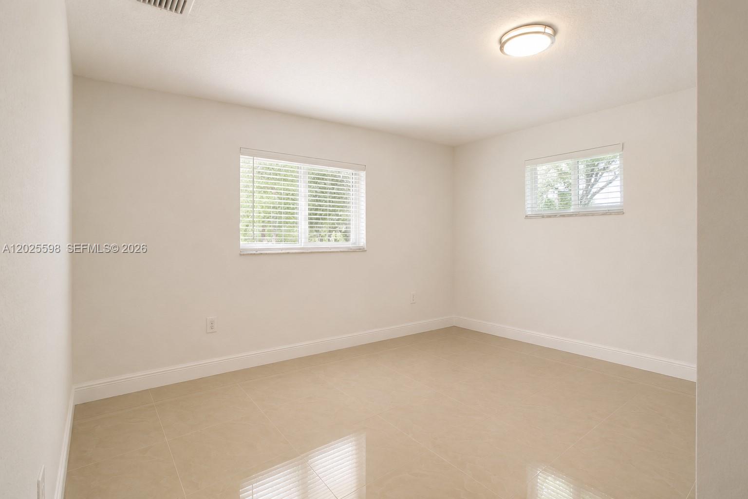9421 SW 150th St, Miami FL 33176