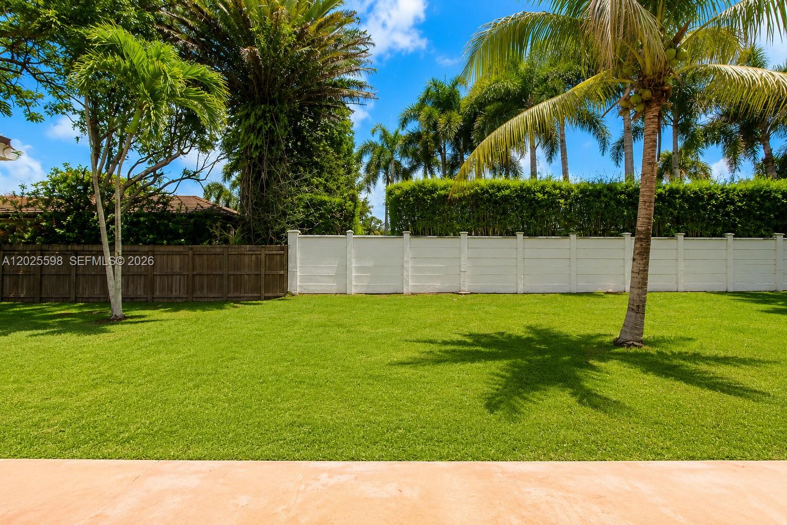 9421 SW 150th St, Miami FL 33176
