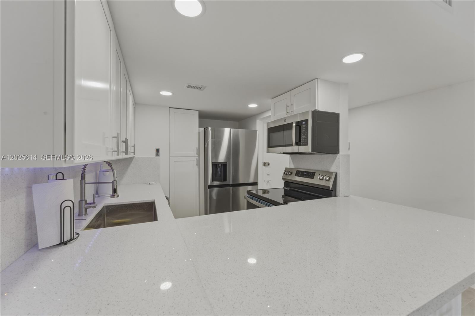 3702 NE 171st St #17, North Miami Beach FL 33160