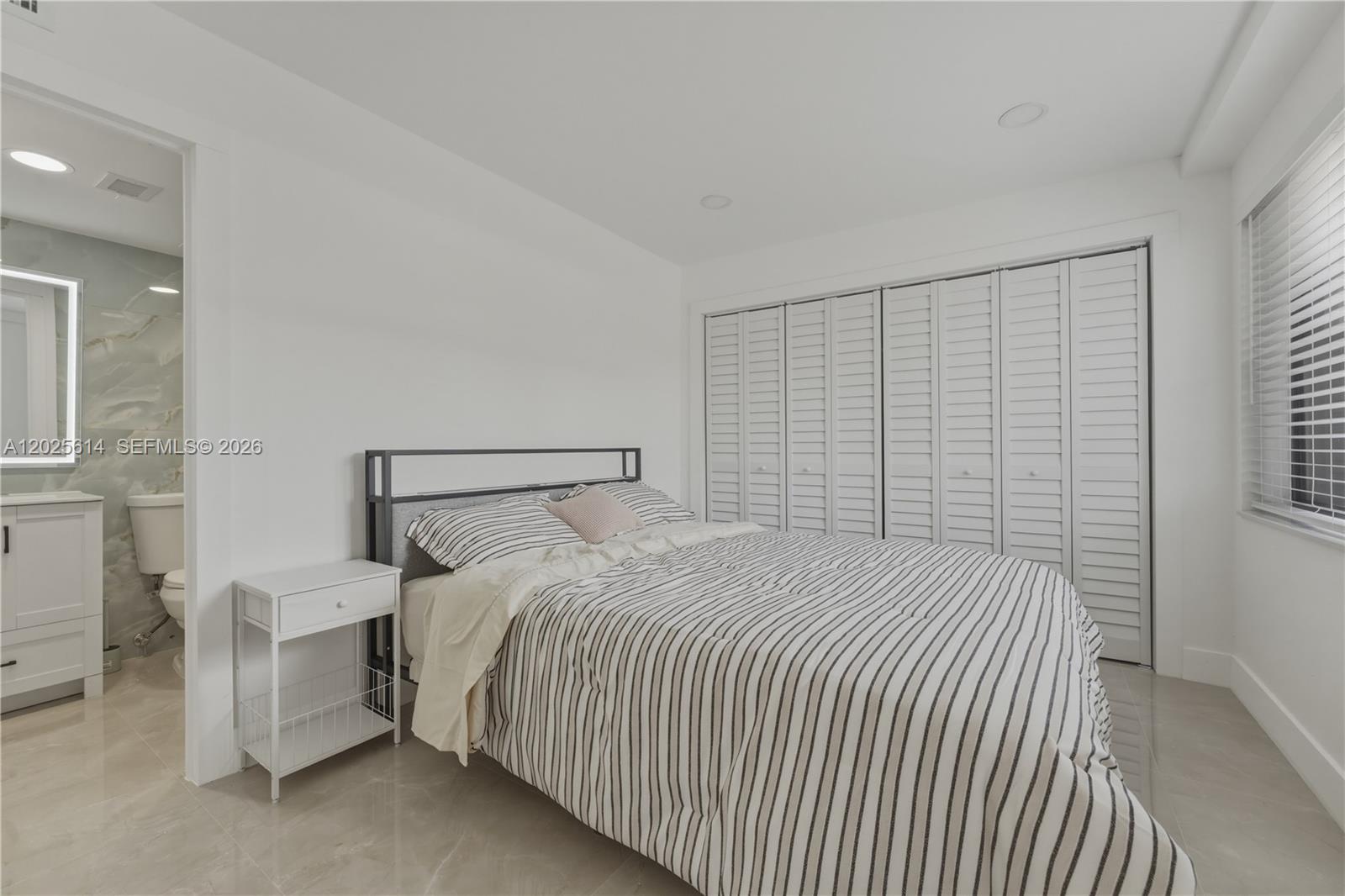 3702 NE 171st St #17, North Miami Beach FL 33160