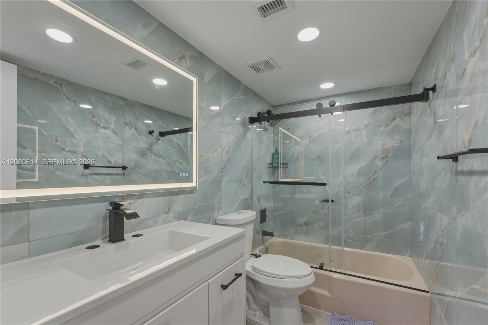 3702 NE 171st St #17, North Miami Beach FL 33160