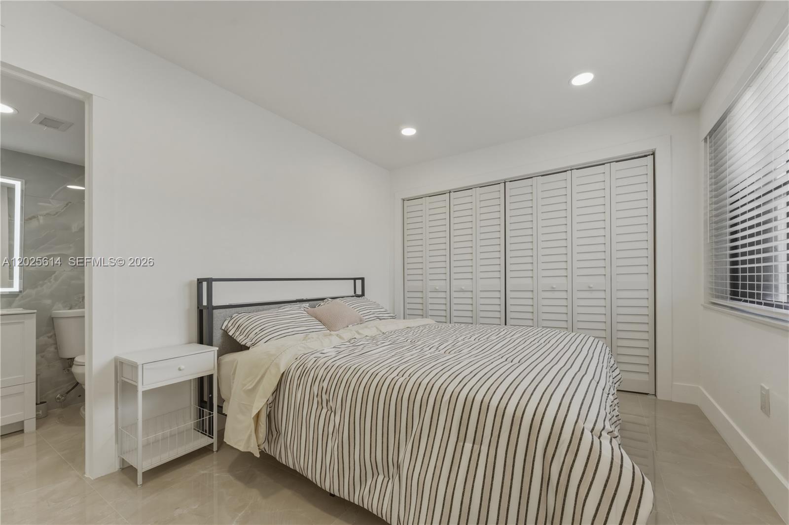 3702 NE 171st St #17, North Miami Beach FL 33160