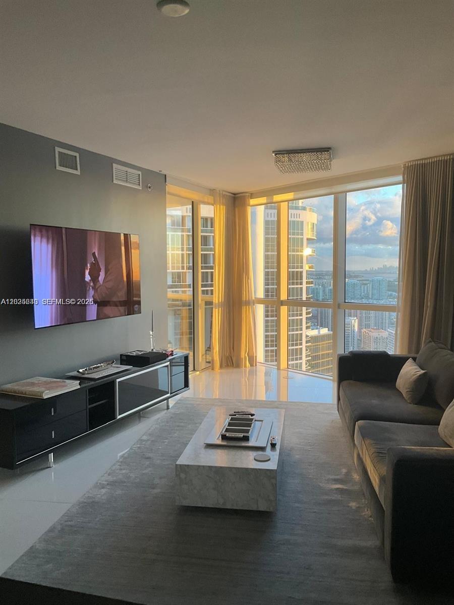 18201 Collins Ave #5303, Sunny Isles Beach FL 33160