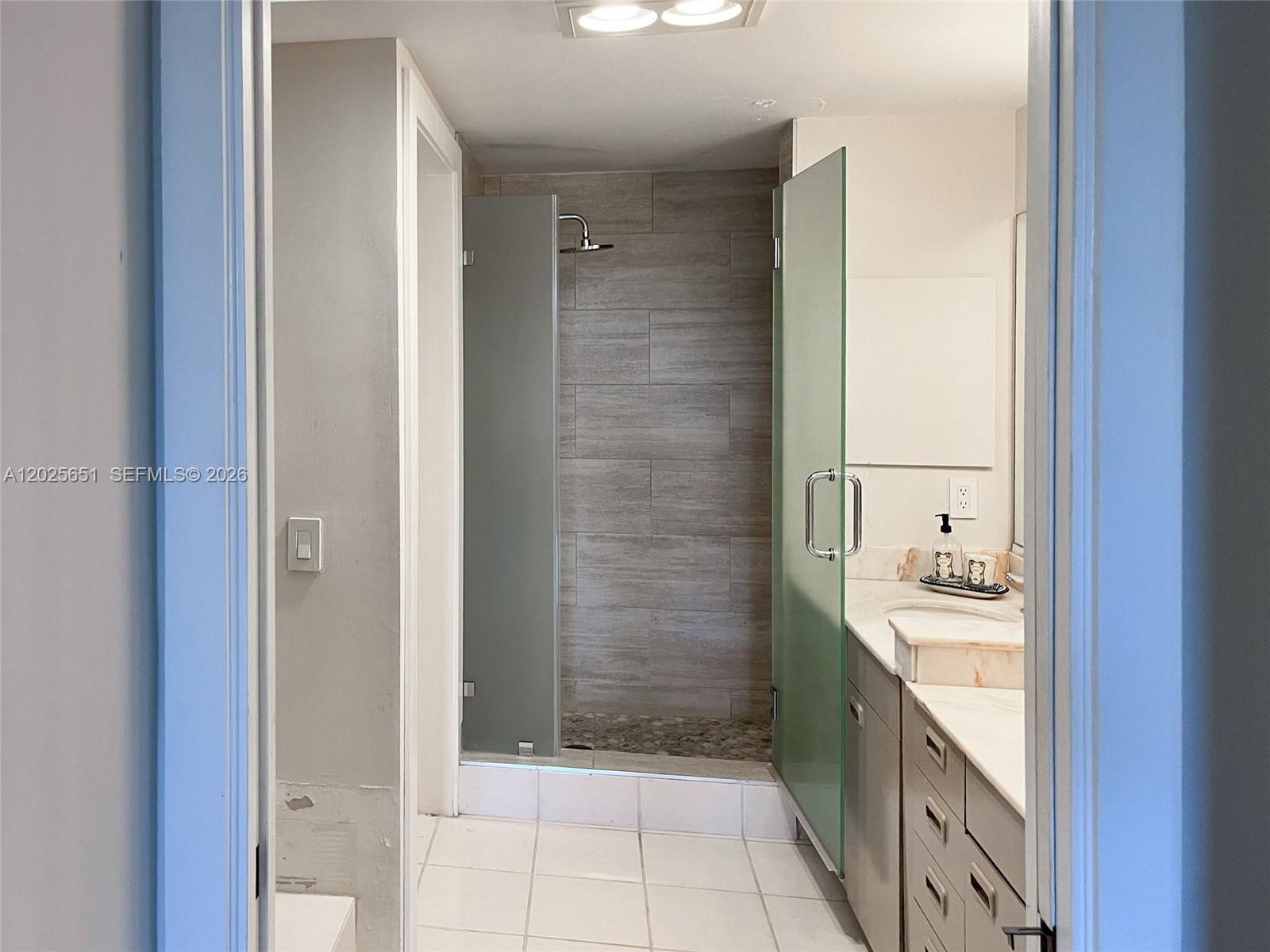 181 Crandon Blvd #405, Key Biscayne FL 33149