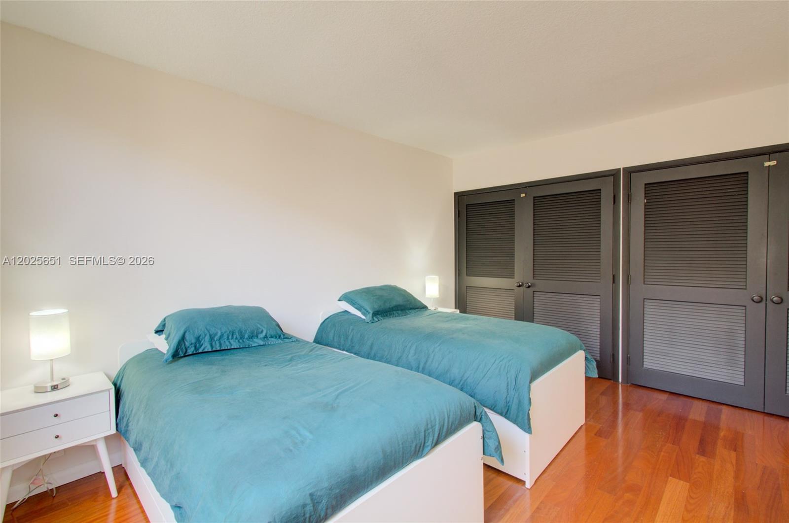181 Crandon Blvd #405, Key Biscayne FL 33149