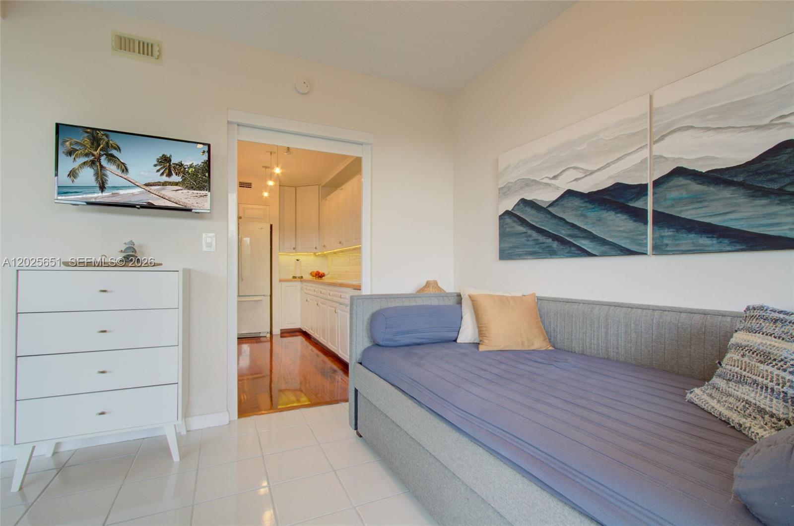 181 Crandon Blvd #405, Key Biscayne FL 33149
