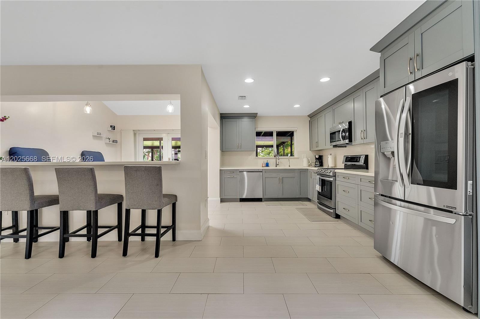 9501 E Palmetto Club Ln E #9501, Palmetto Bay FL 33157
