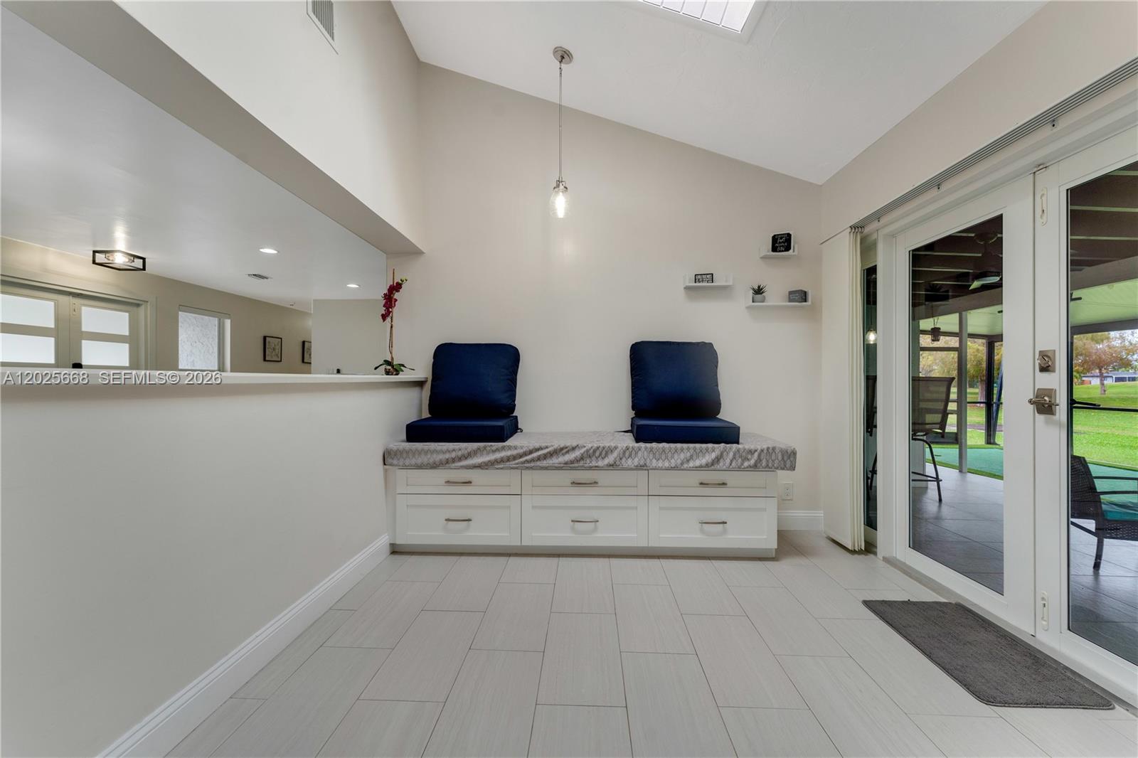 9501 E Palmetto Club Ln E #9501, Palmetto Bay FL 33157