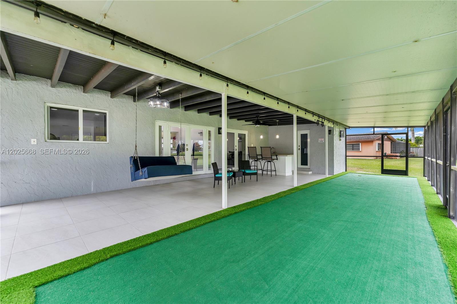 9501 E Palmetto Club Ln E #9501, Palmetto Bay FL 33157