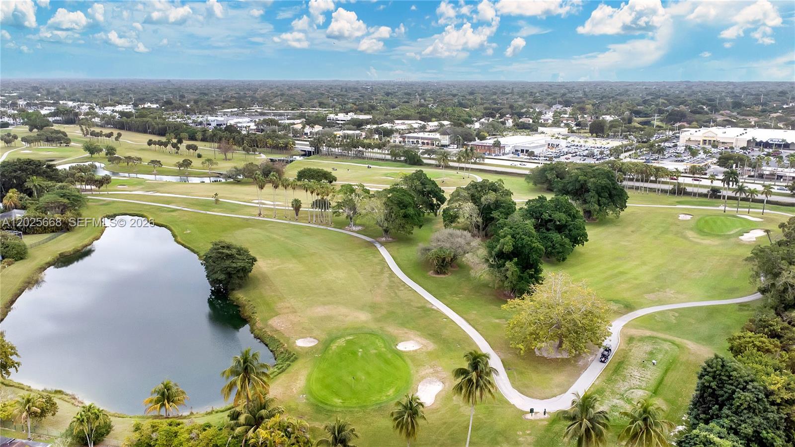 9501 E Palmetto Club Ln E #9501, Palmetto Bay FL 33157