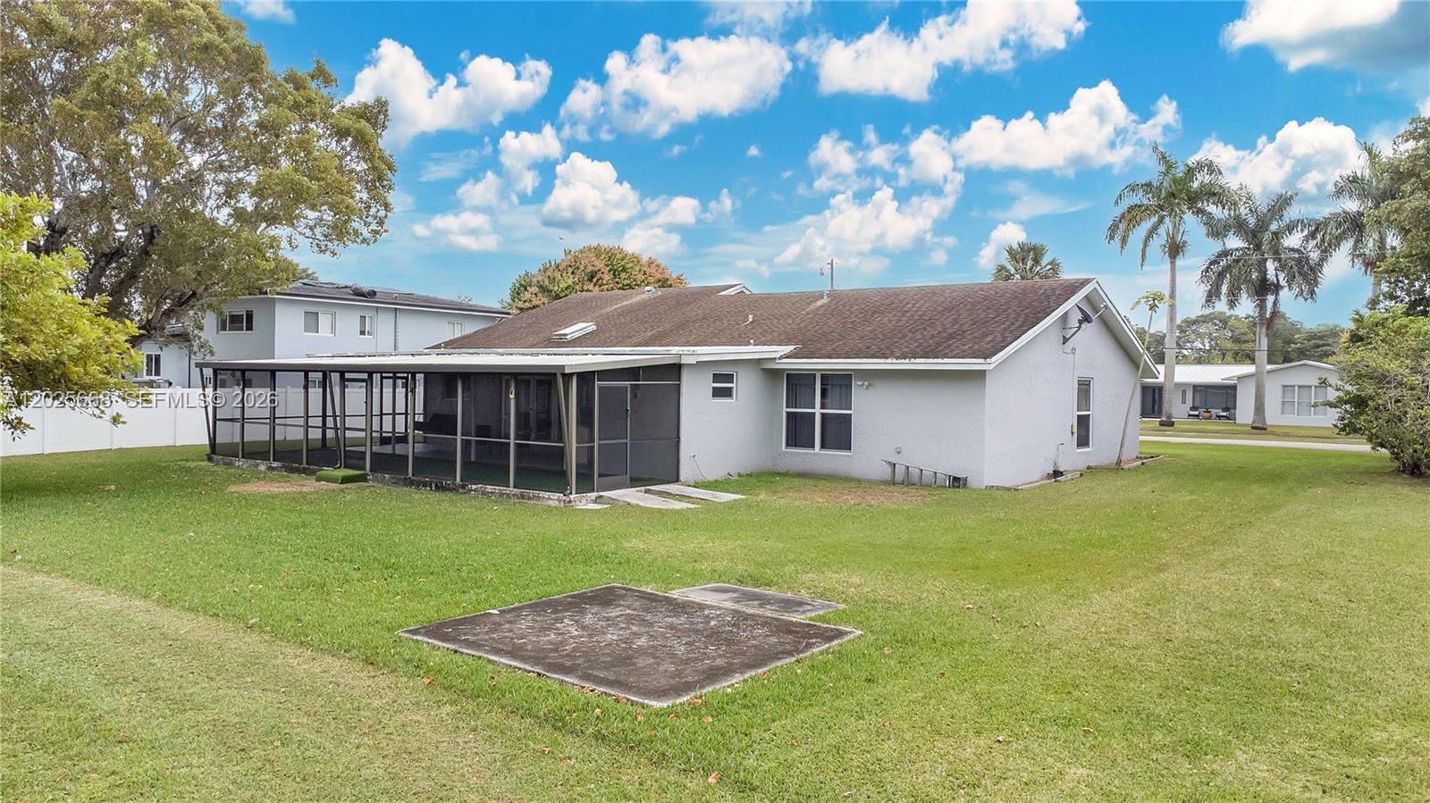 9501 E Palmetto Club Ln E #9501, Palmetto Bay FL 33157