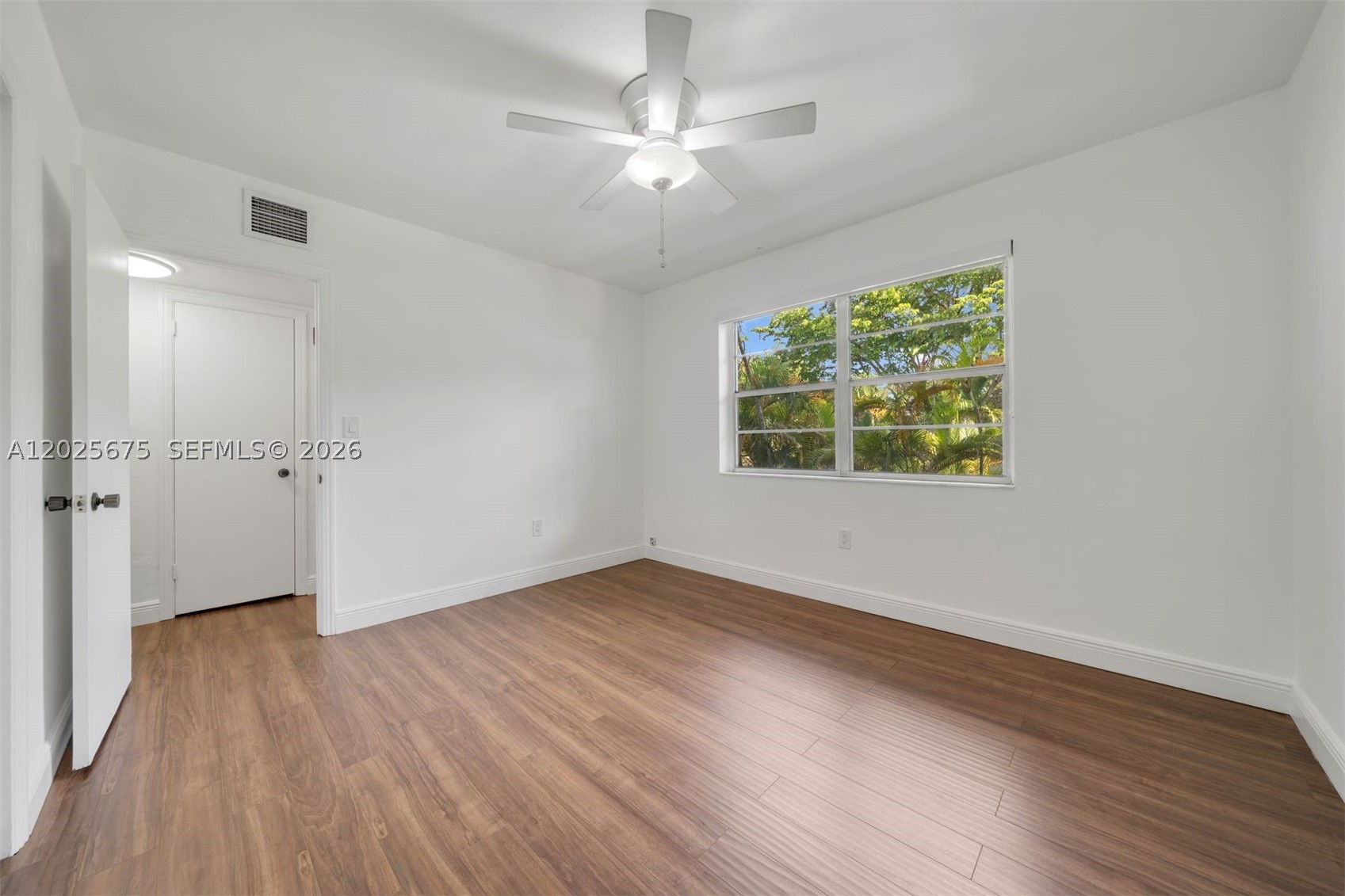 5605 SW 80th St #10D, Miami FL 33143