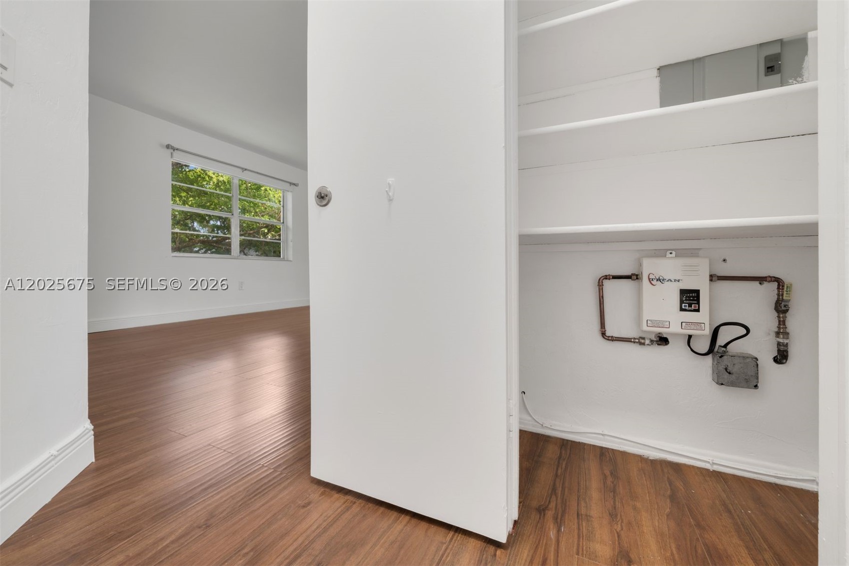 5605 SW 80th St #10D, Miami FL 33143