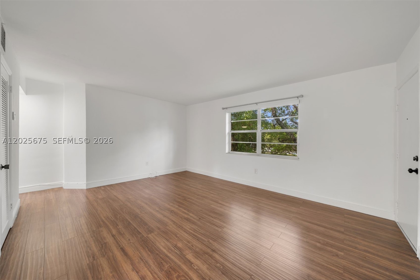 5605 SW 80th St #10D, Miami FL 33143