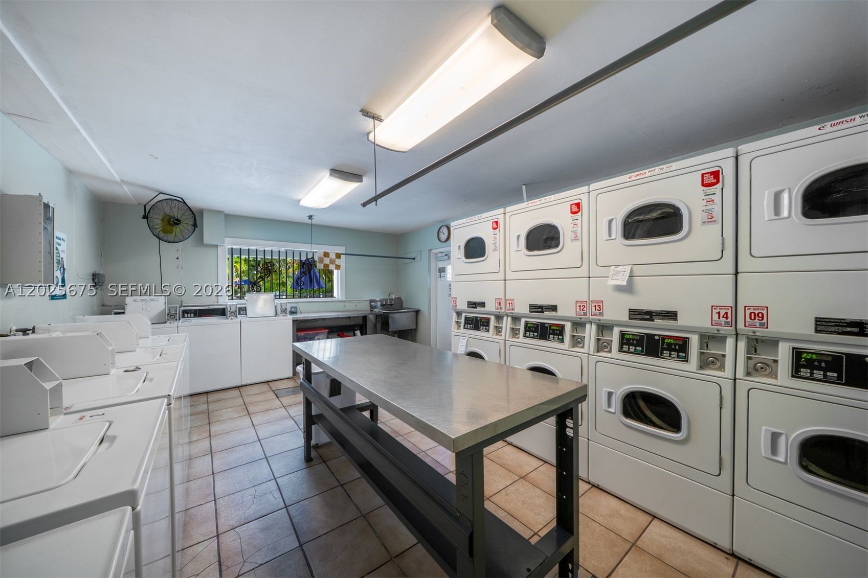 5605 SW 80th St #10D, Miami FL 33143