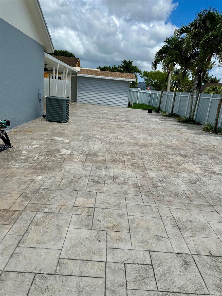 20301 NW 34th Ave #20301, Miami Gardens FL 33056