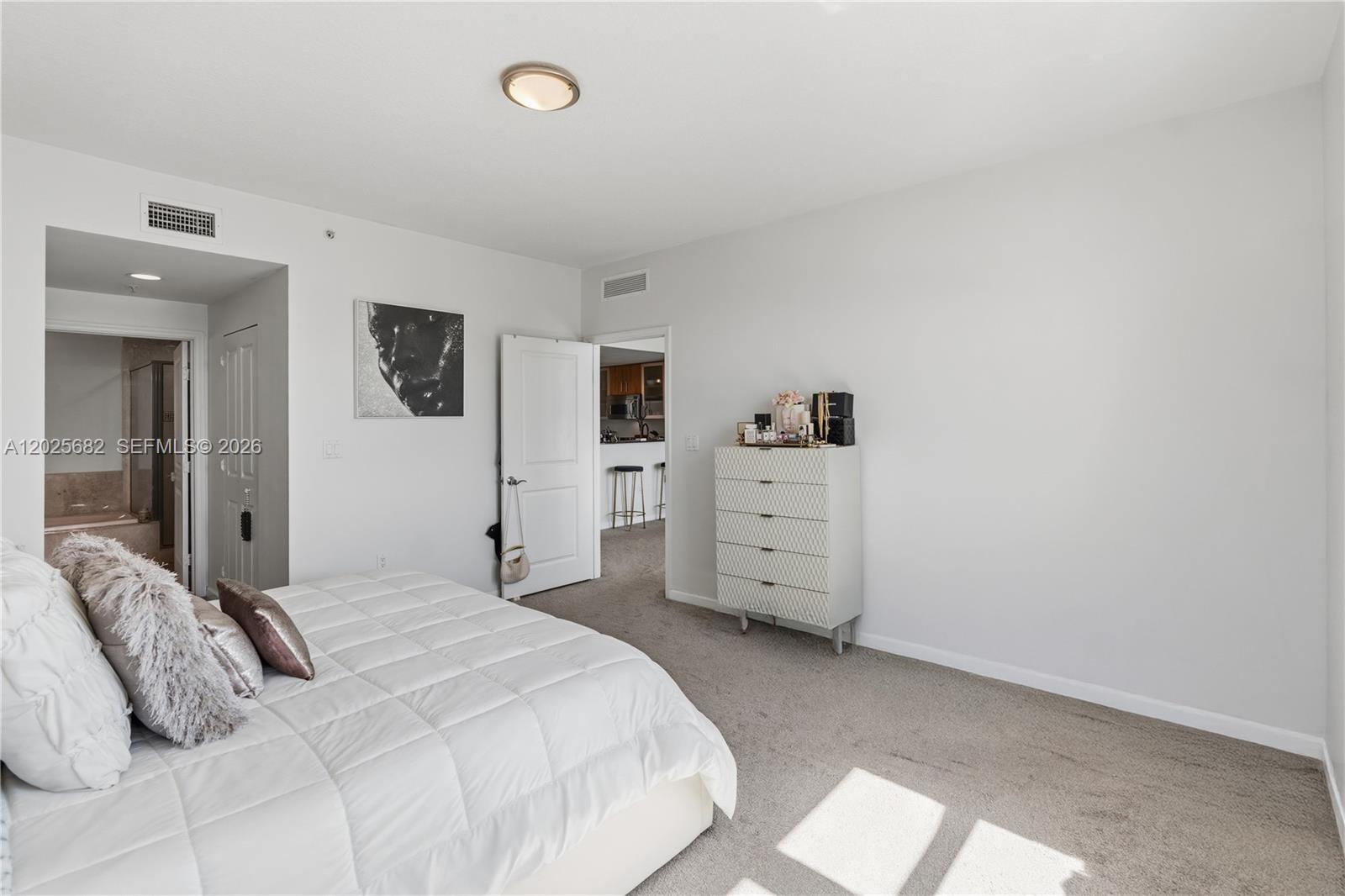 7910 Harbor Island Dr #704, North Bay Village FL 33141