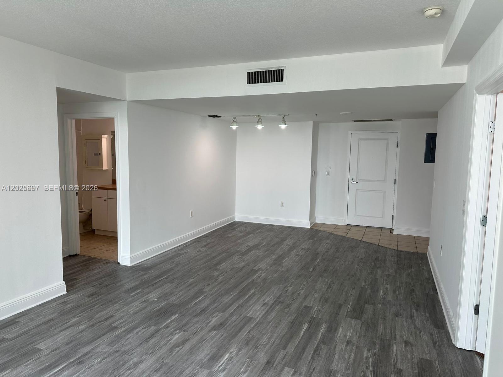 1250 S Miami Ave #1303, Miami FL 33130