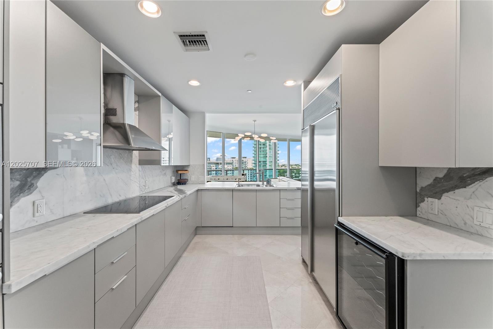 5959 Collins Ave #1201, Miami Beach FL 33140