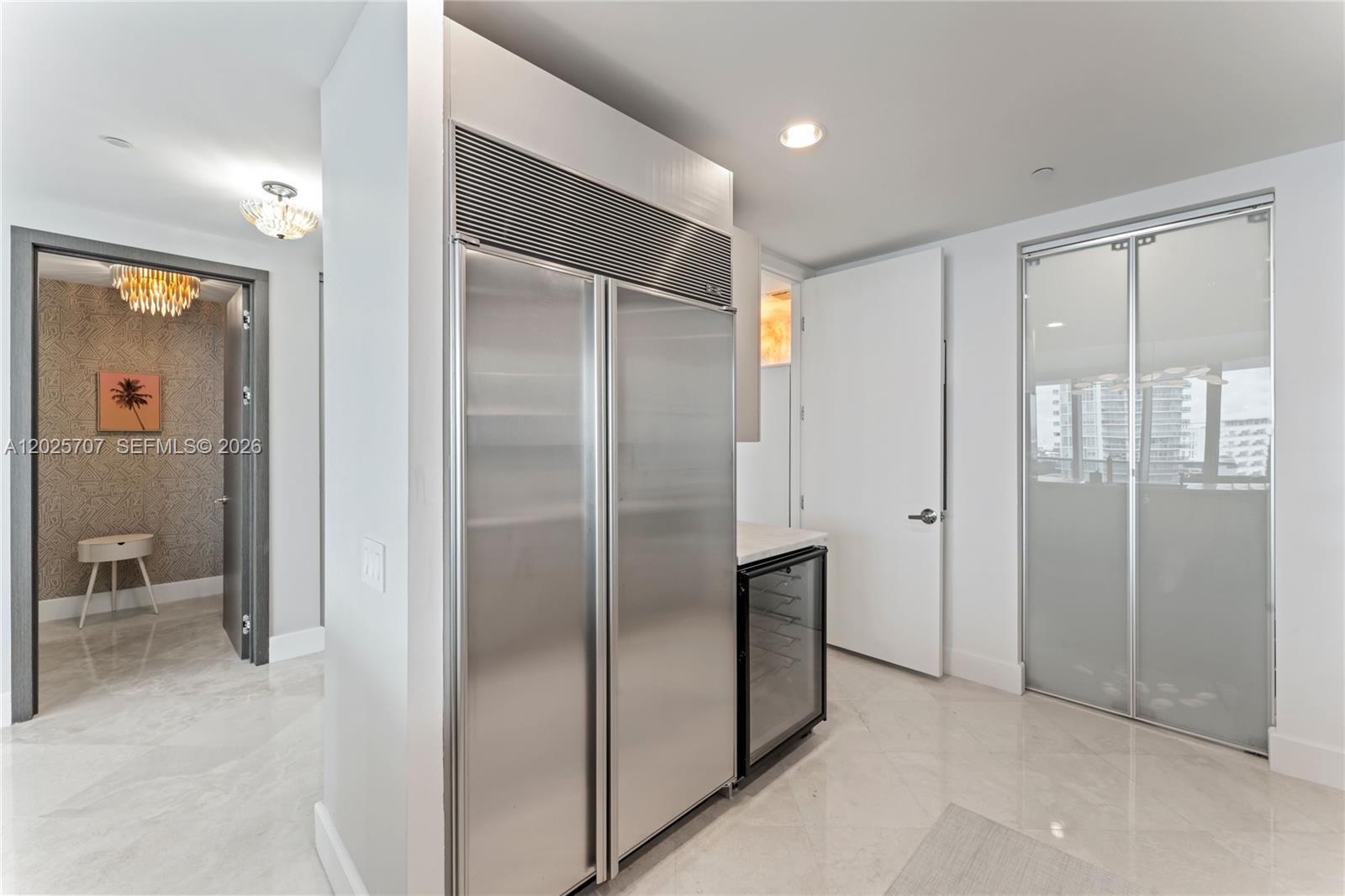 5959 Collins Ave #1201, Miami Beach FL 33140