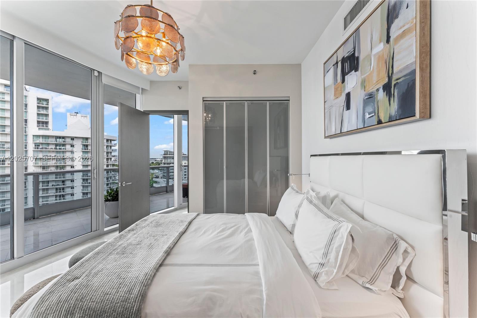 5959 Collins Ave #1201, Miami Beach FL 33140