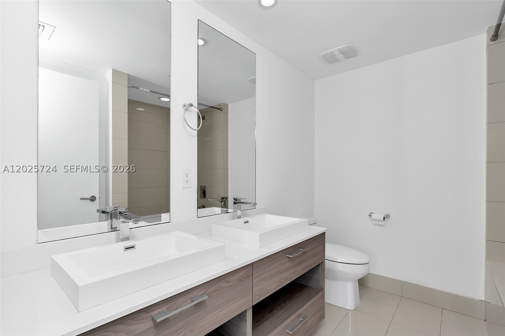 1300 S Miami Ave #3211, Miami FL 33130