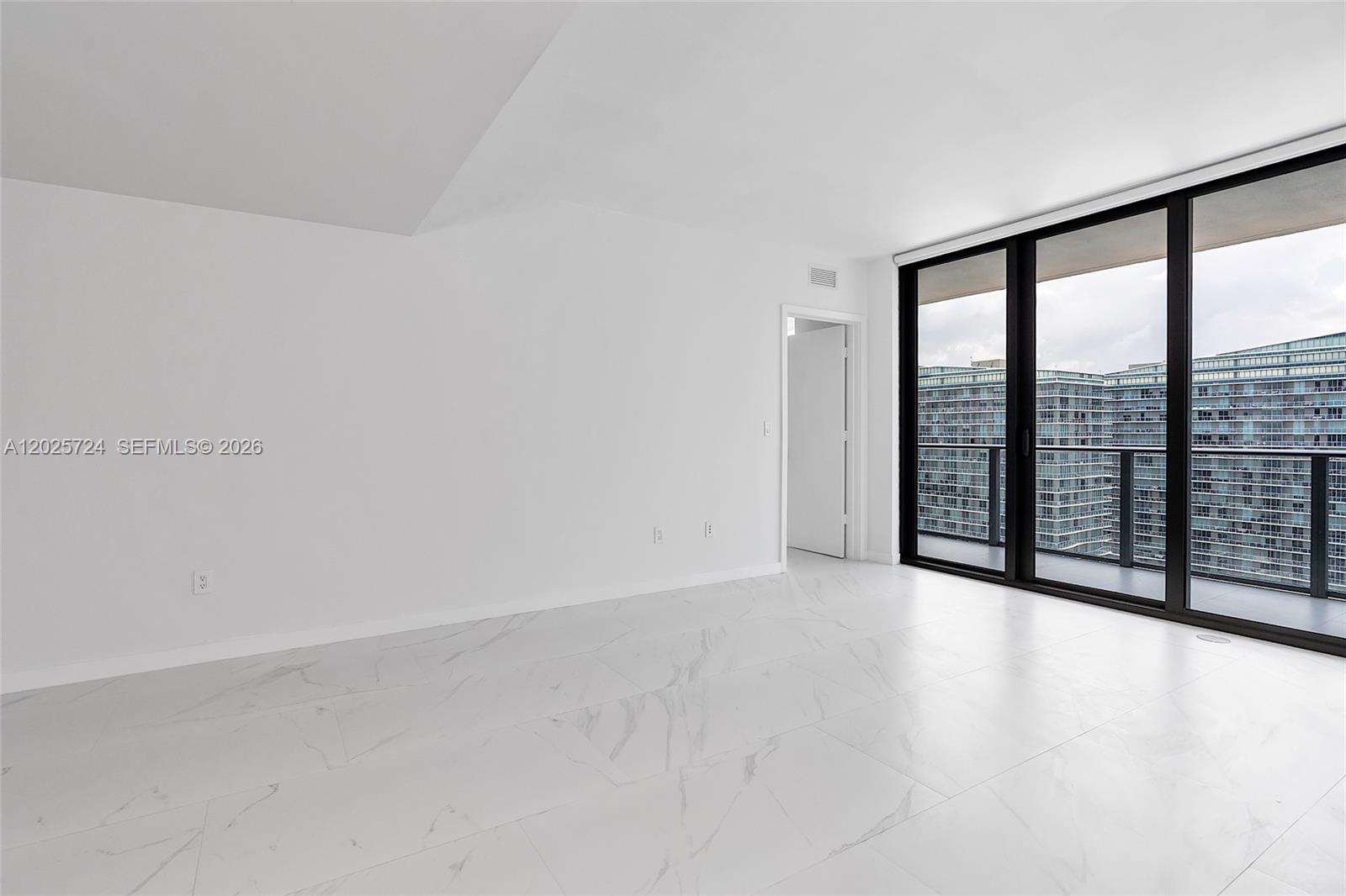 1300 S Miami Ave #3211, Miami FL 33130