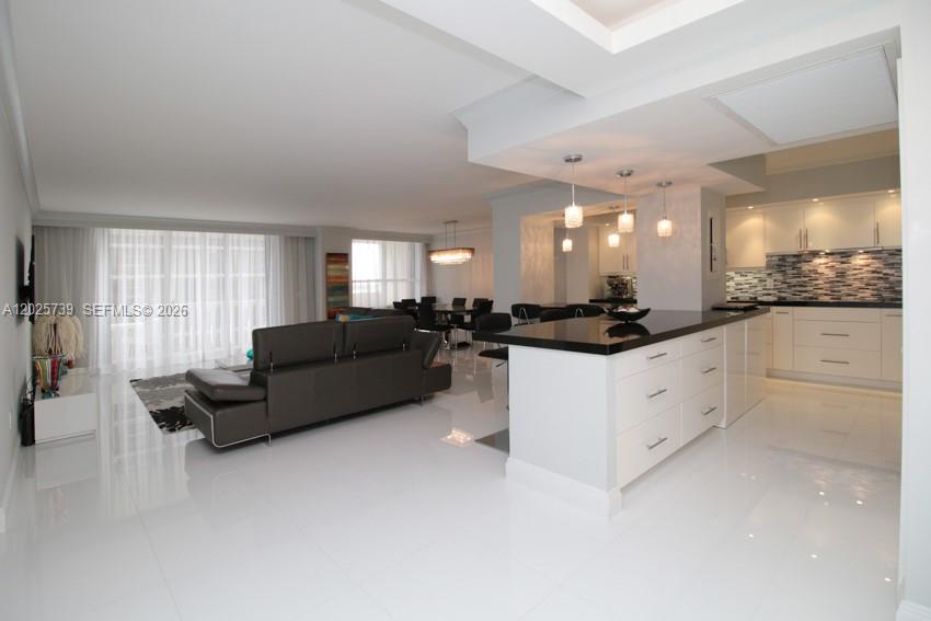 9801 Collins Ave #9W, Bal Harbour FL 33154