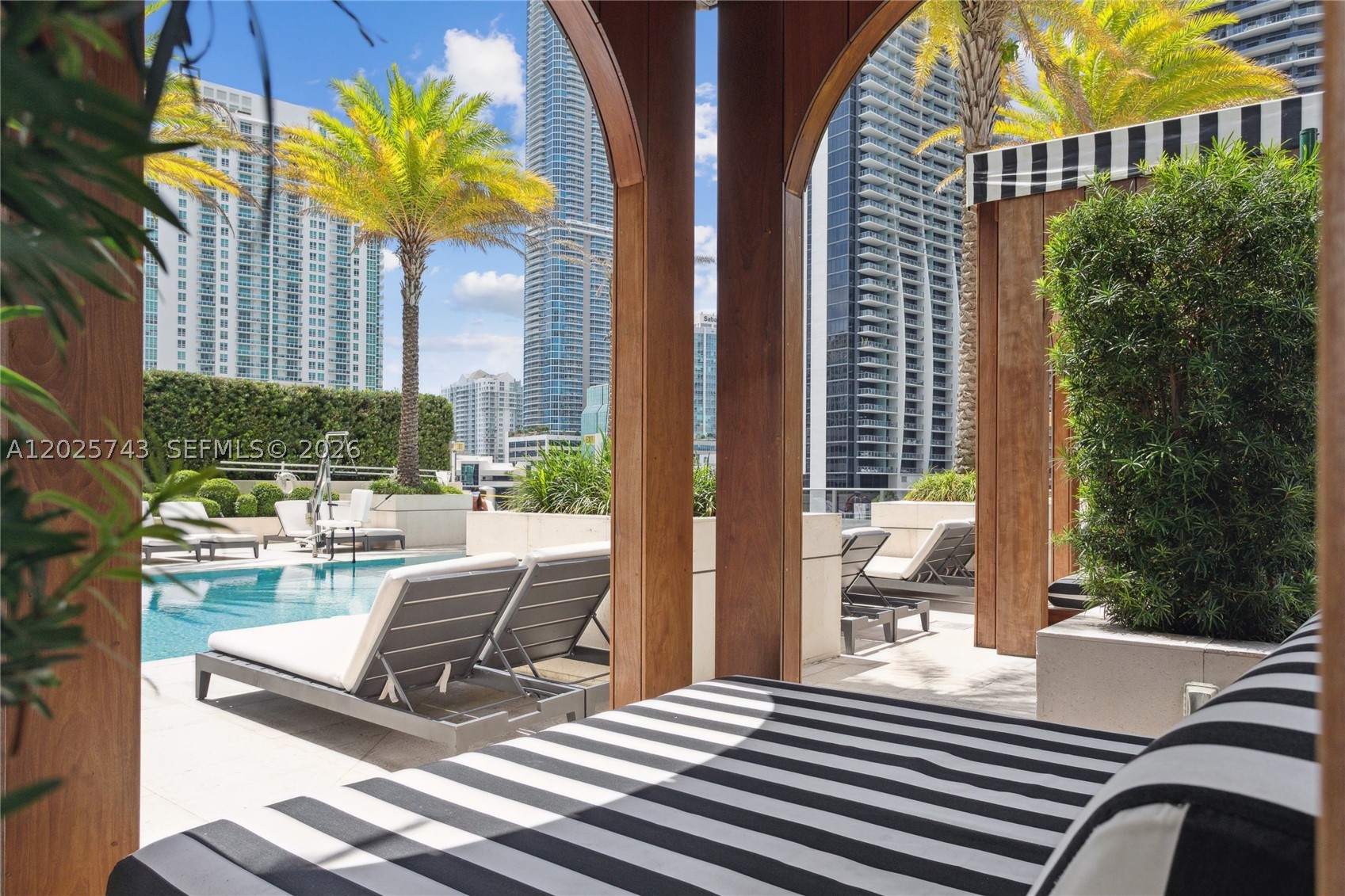 801 S Miami Ave #3207, Miami FL 33130