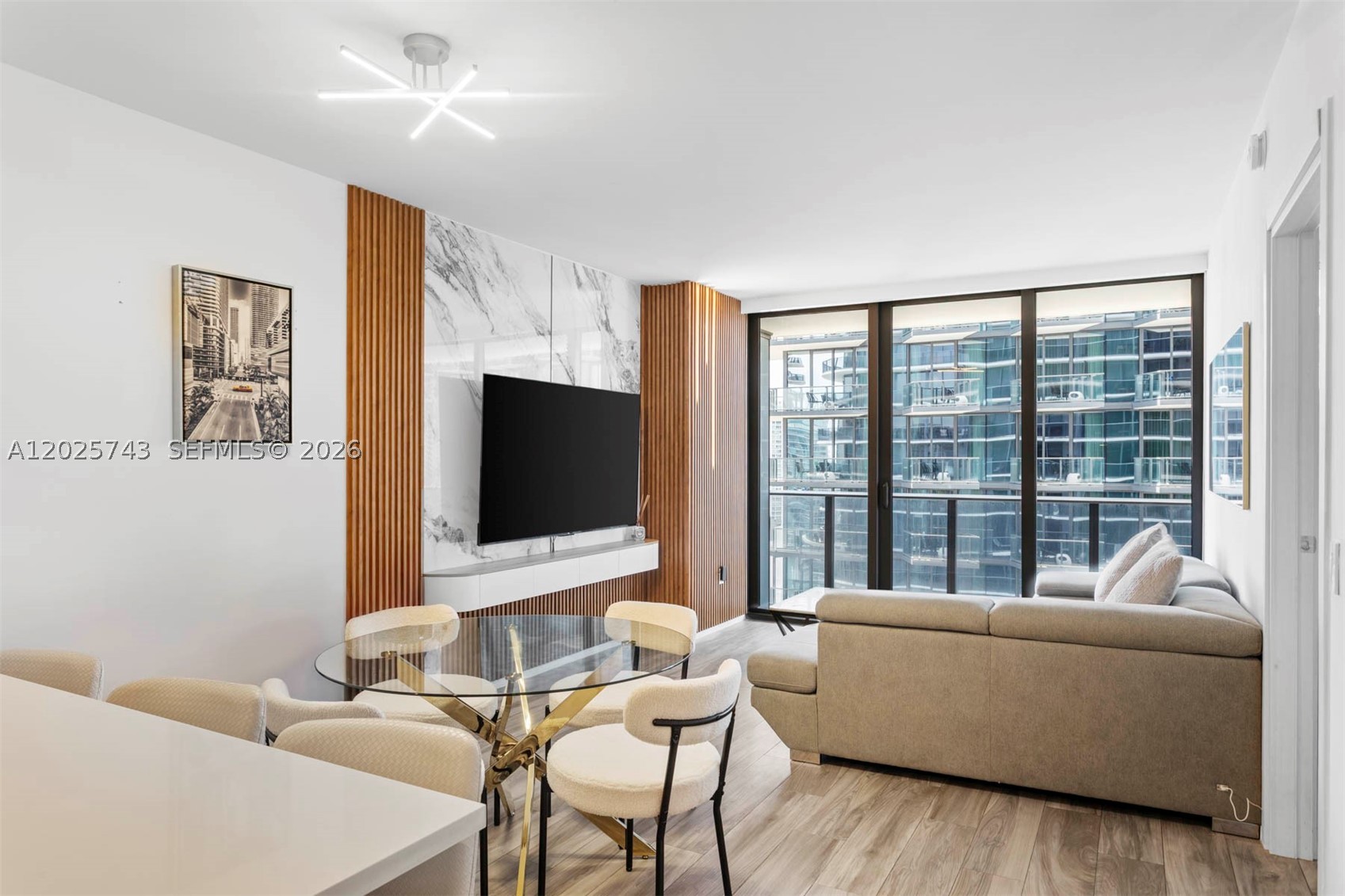 801 S Miami Ave #3207, Miami FL 33130