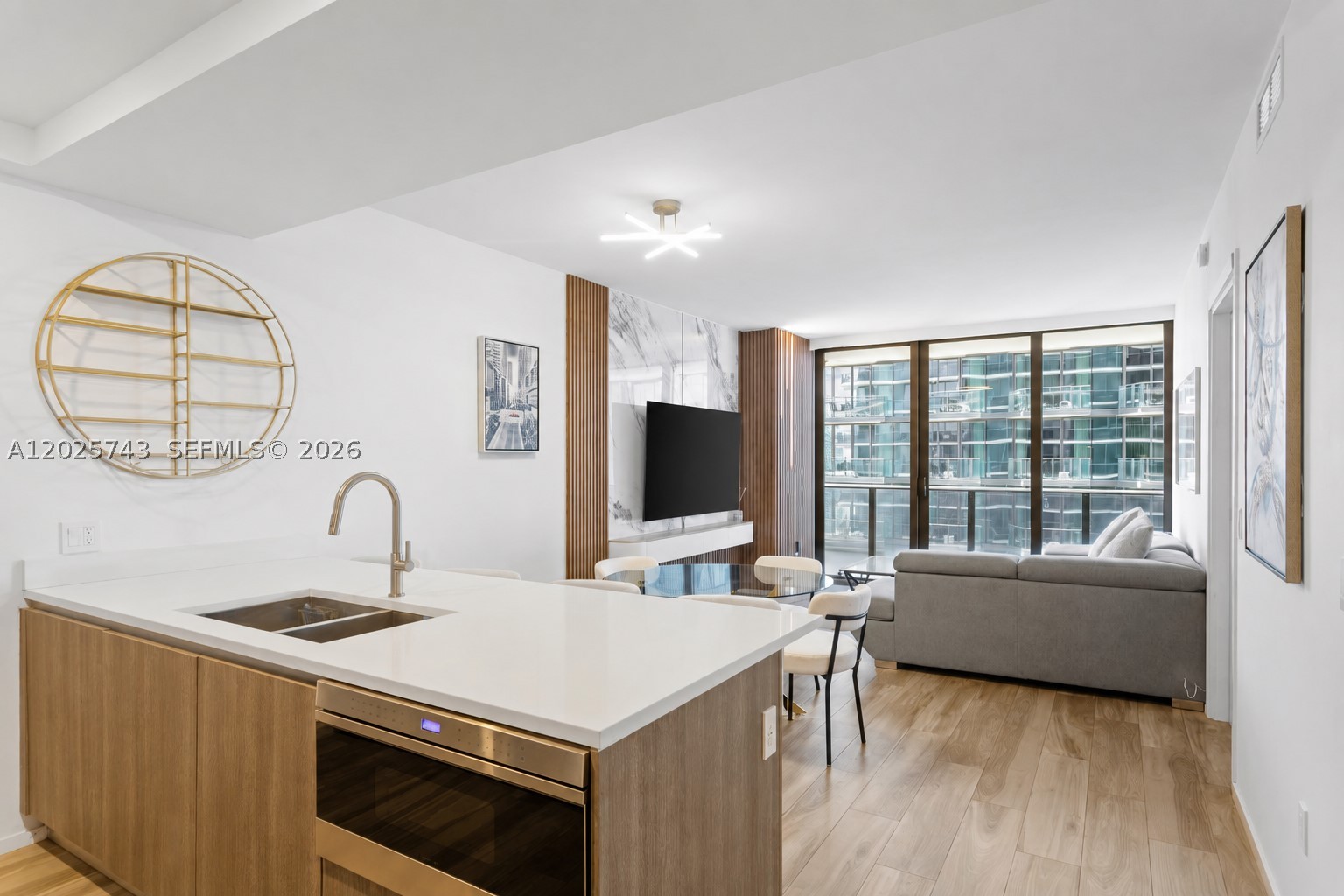 801 S Miami Ave #3207, Miami FL 33130
