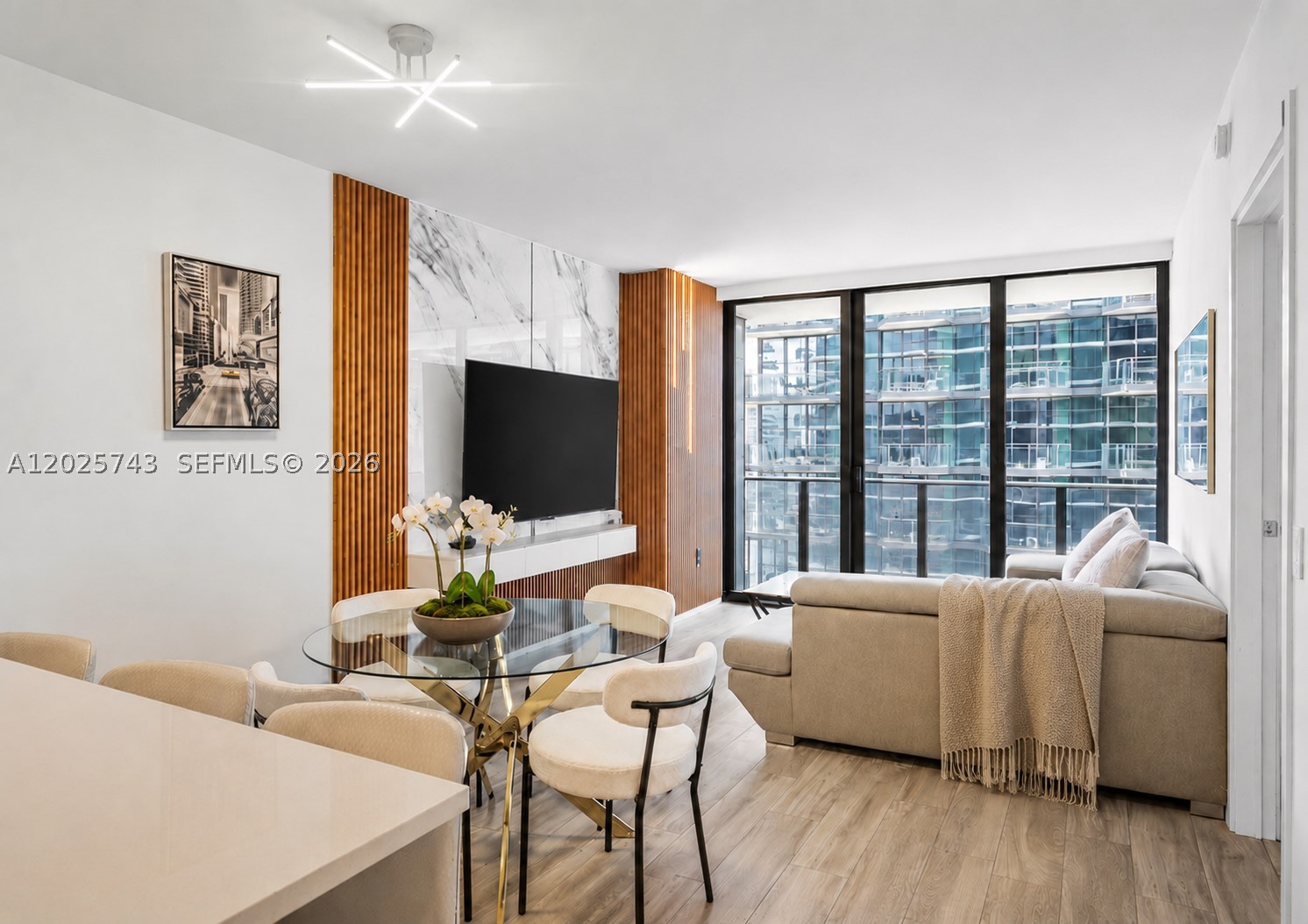 801 S Miami Ave #3207, Miami FL 33130