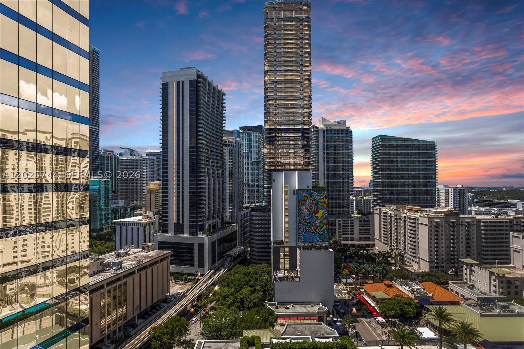 801 S Miami Ave #2004, Miami FL 33130